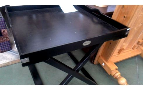 TABLETT ÜBER SCHWARZ, , HOLZ