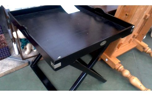 TABLETT ÜBER SCHWARZ, , HOLZ