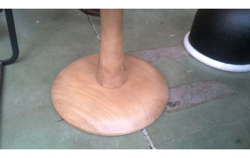 MESA DE SALÓN REDONDO, , MADERA TEÑIDO HIELO