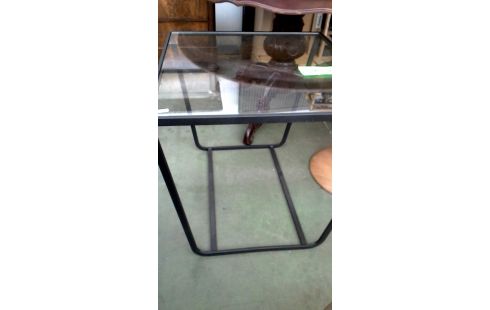 ANRICHTE 1 QUADRATISCH SCHWARZ METALL EIS