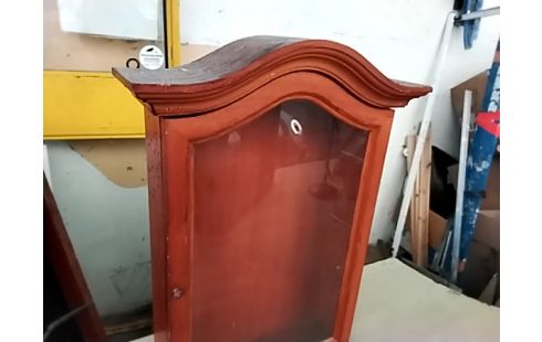 VITRINE MINI À SUSPENDRE