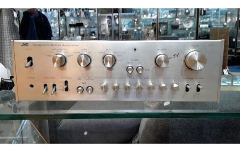 AMPLIFICATEUR JVC VN-900
