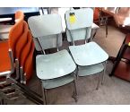 4 CHAISES FORMICA VERT .