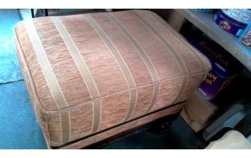 REPOSAPIÉS NARANJA VERDE TEJIDO