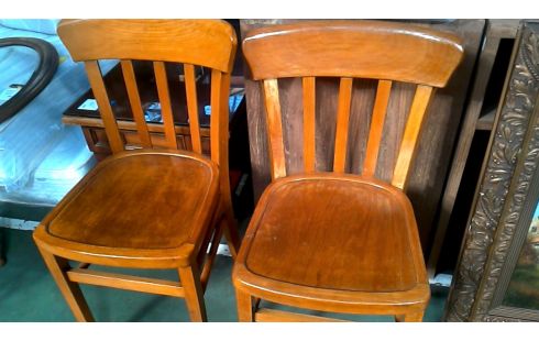 2 STOELEN CAFESTOELEN