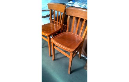 2 STOELEN CAFESTOELEN