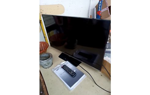 ECRAN SAMSUNG 79CM + TEL RES