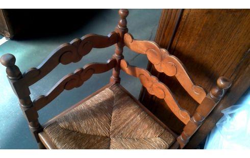 STUHL STROHGEFÜLLTE SITZFLÄCHE