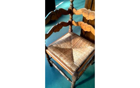 STUHL STROHGEFÜLLTE SITZFLÄCHE