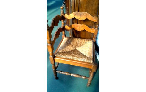 STUHL STROHGEFÜLLTE SITZFLÄCHE