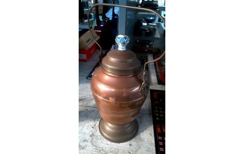 JARRÓN CON TAPA COBRE CERÁMICO