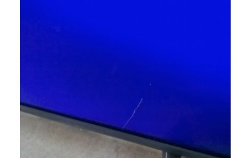 TELEVISEUR TCL 108CM CONNECTEE QLQS RAYURES (SANS TELECOMMANDE)