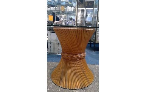 TISCH RUND IM VINTAGE-STIL MARMORPLATTE RATTAN