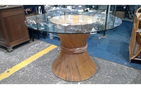 TISCH RUND IM VINTAGE-STIL MARMORPLATTE RATTAN