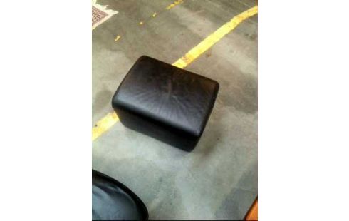 POLSTERHOCKER SCHWARZ LEDEROPTIK