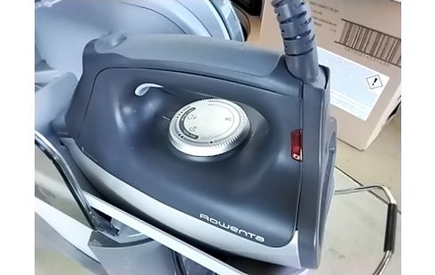 FER A REPASSER STATION ROWENTA DOC RSV