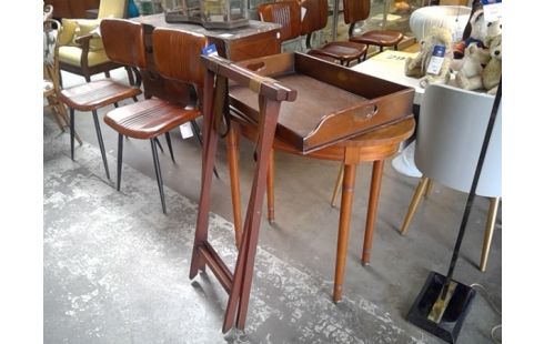 DIENBLAD OP STAANDER