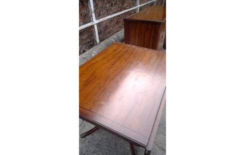 TABLE ANGLAISE A RABAT