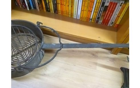 POELE ANCIENNE GM