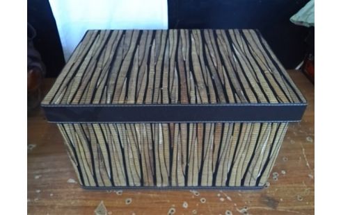 BOITE AVEC COUVERCLE