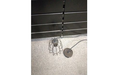 SUSPENSION METAL NOIR