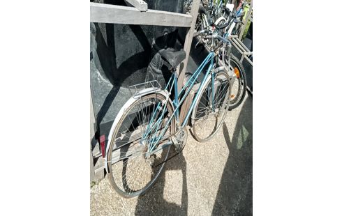 VELO MOTOBECANE A REVISER