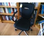 FAUTEUIL DE BUREAU NOIR SUR ROULETTES