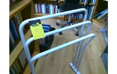 PORTE SERVIETTE TRIPLE BLANC