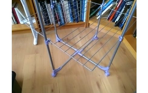 SECHOIR A LINGE PLIABLE