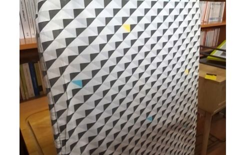 PLANCHE A REPASSER .