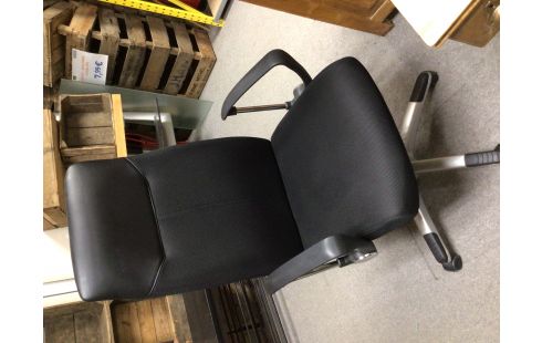 CHAISE DE BUREAU NOIR GM