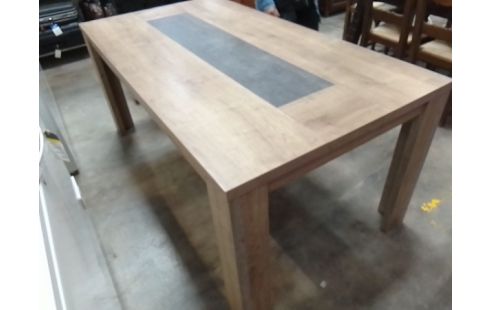 TABLE A MANGER MELAMINE GM