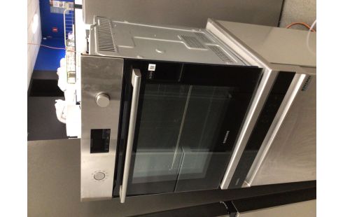 FOUR PYROLYSE SAMSUNG NV68A1170BS