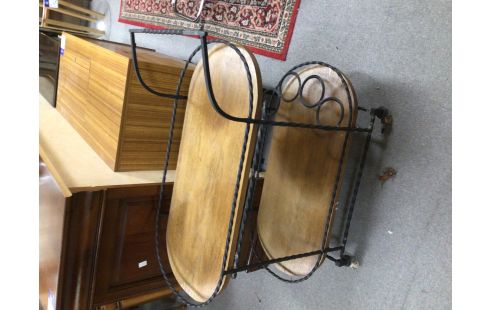 DESSERTE A ROULETTES FER FORGE CHENE