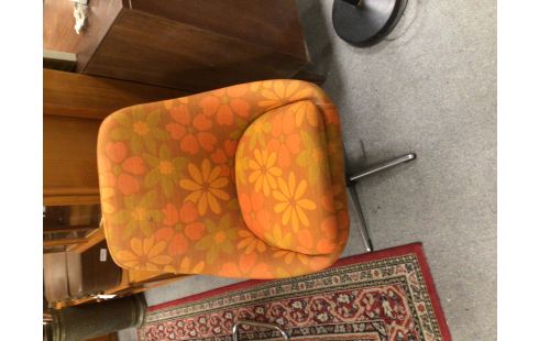 CHAISE LOOK 70S MOTIFS FLEURIS