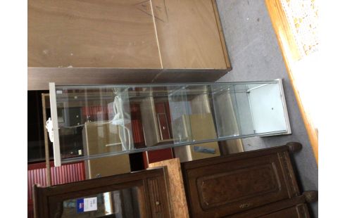 VITRINE MODERNE CARRE