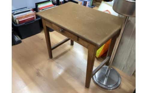 TABLE BASSE 1 TIROIR DESSUS VELOURS