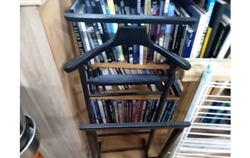 VALET DE NUIT BOIS NOIR