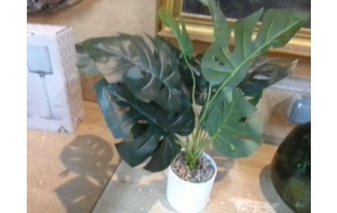 DECORATION ARTIFICIELLE