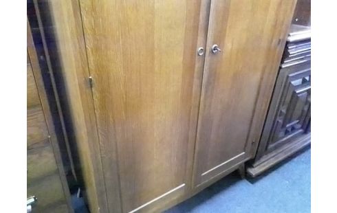 ARMOIRE 2P (AVEC 2 ETAGERES)