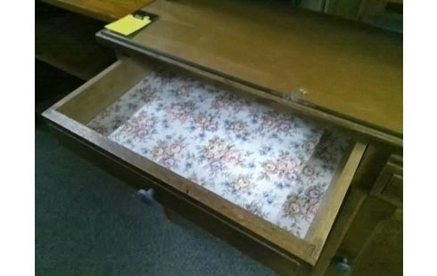 BUREAU BOIS AVEC PLATEAU VERRE 2T 1P