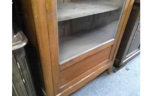 BONNETIERE VITREE AVEC CLEF