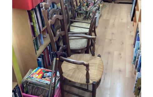 FAUTEUIL PAILLE (1 MANQUE)