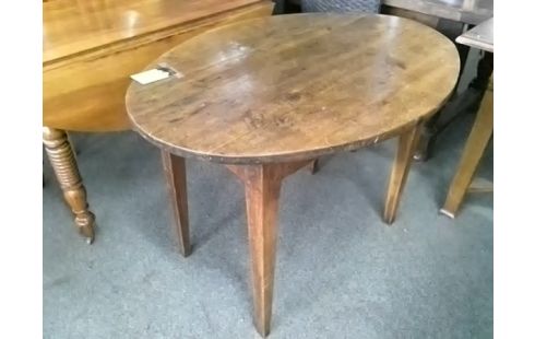 TABLE OVALE EN BOIS