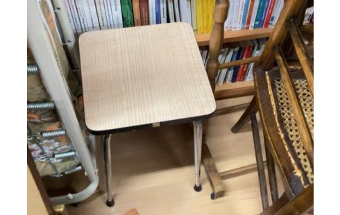 TABOURET FORMICA