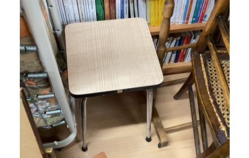 TABOURET FORMICA