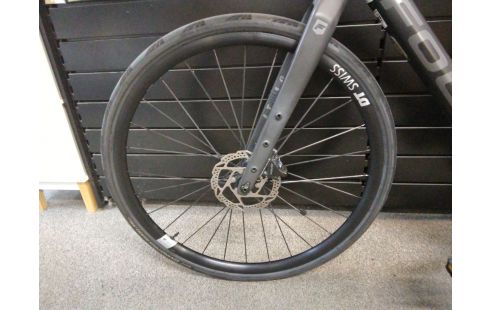 VELO DE COURSE GRAVEL ATLAS 8.7