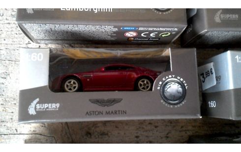 AUTO MINIATUUR SUPER9