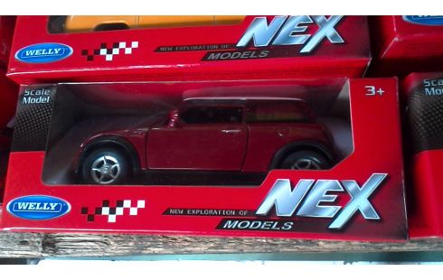 AUTO MINIATUR METALL DAS STÜCK