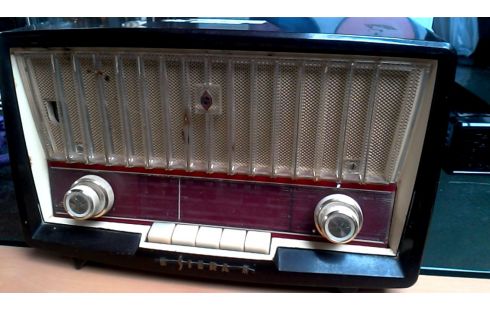 RADIO SIERA SA-2057